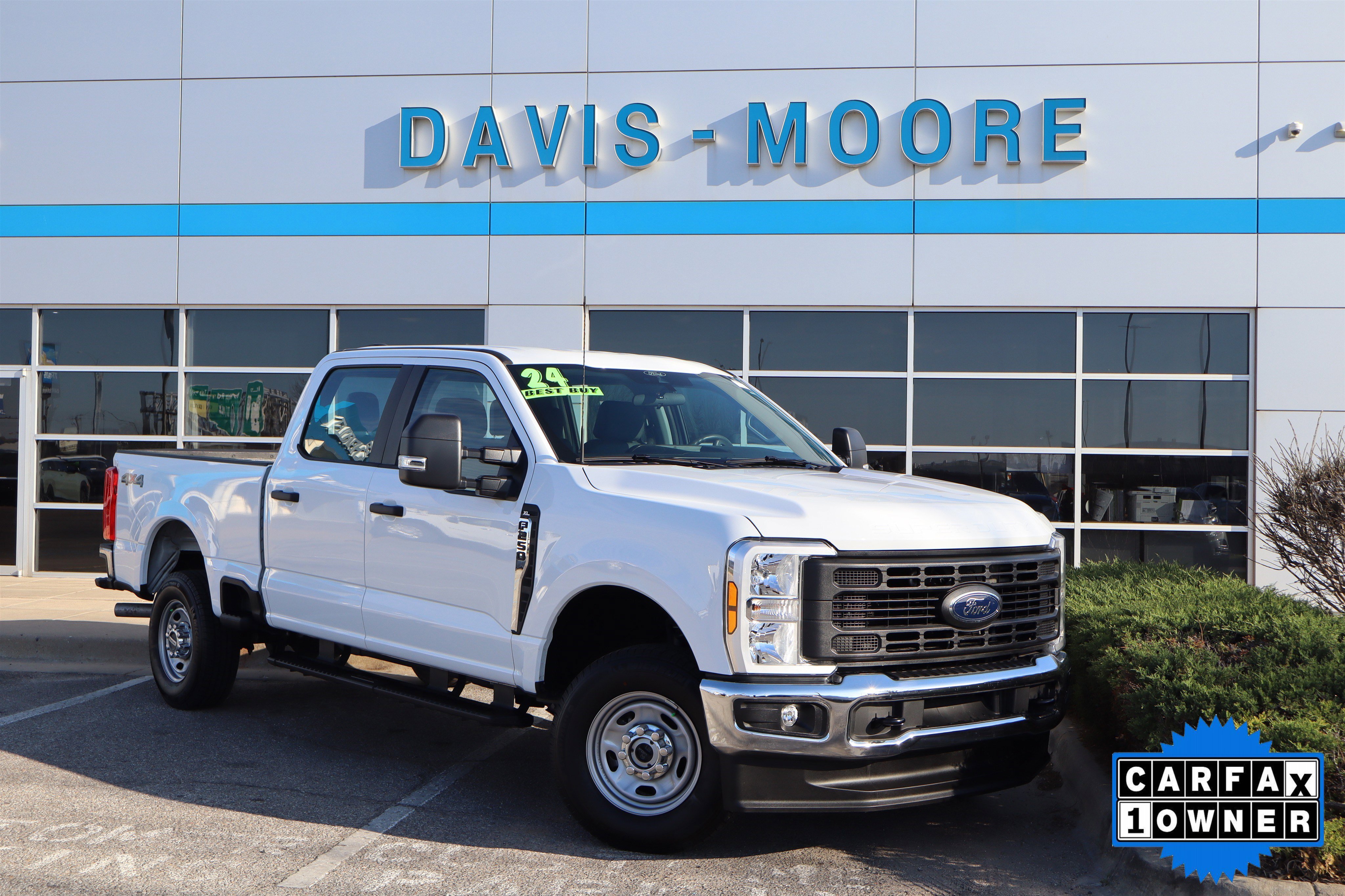 Used 2024 Ford F250 XL w/ XL Chrome Package image 2