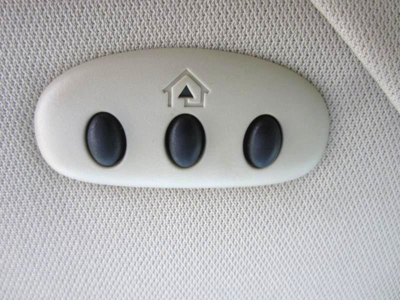 Used 2013 Ford Taurus Limited FWD image 27