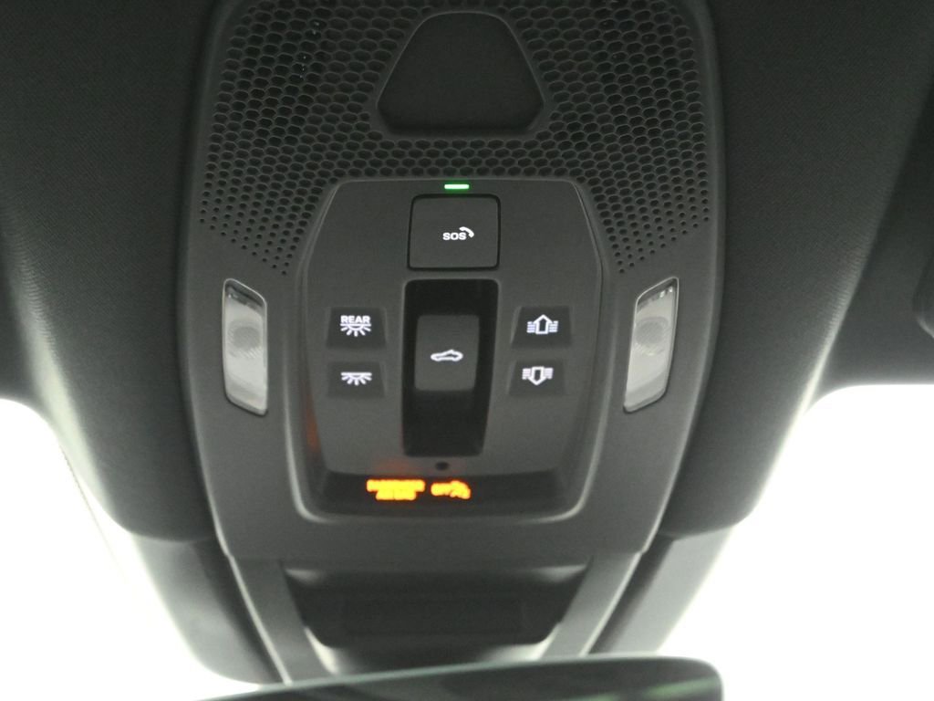 New 2026 Porsche Cayenne S image 24