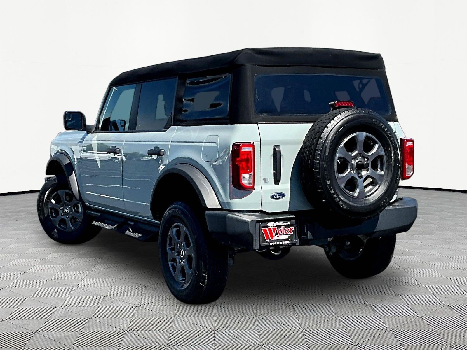 Used 2024 Ford Bronco Big Bend AWD/4WD image 4