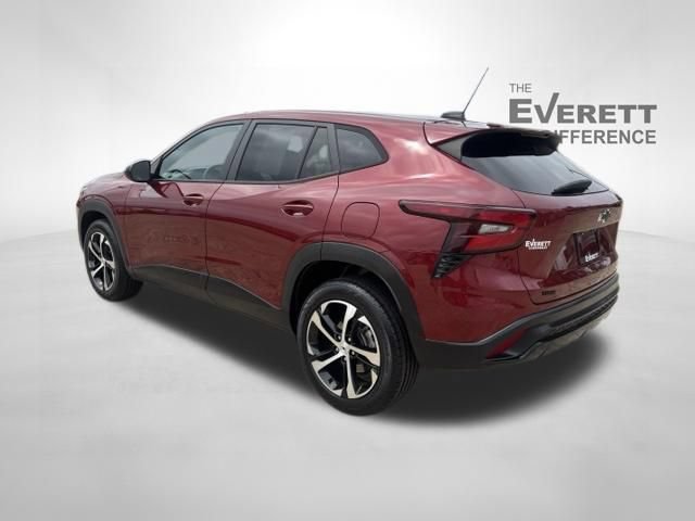 Used 2024 Chevrolet Trax RS w/ Driver Confidence Package FWD image 5