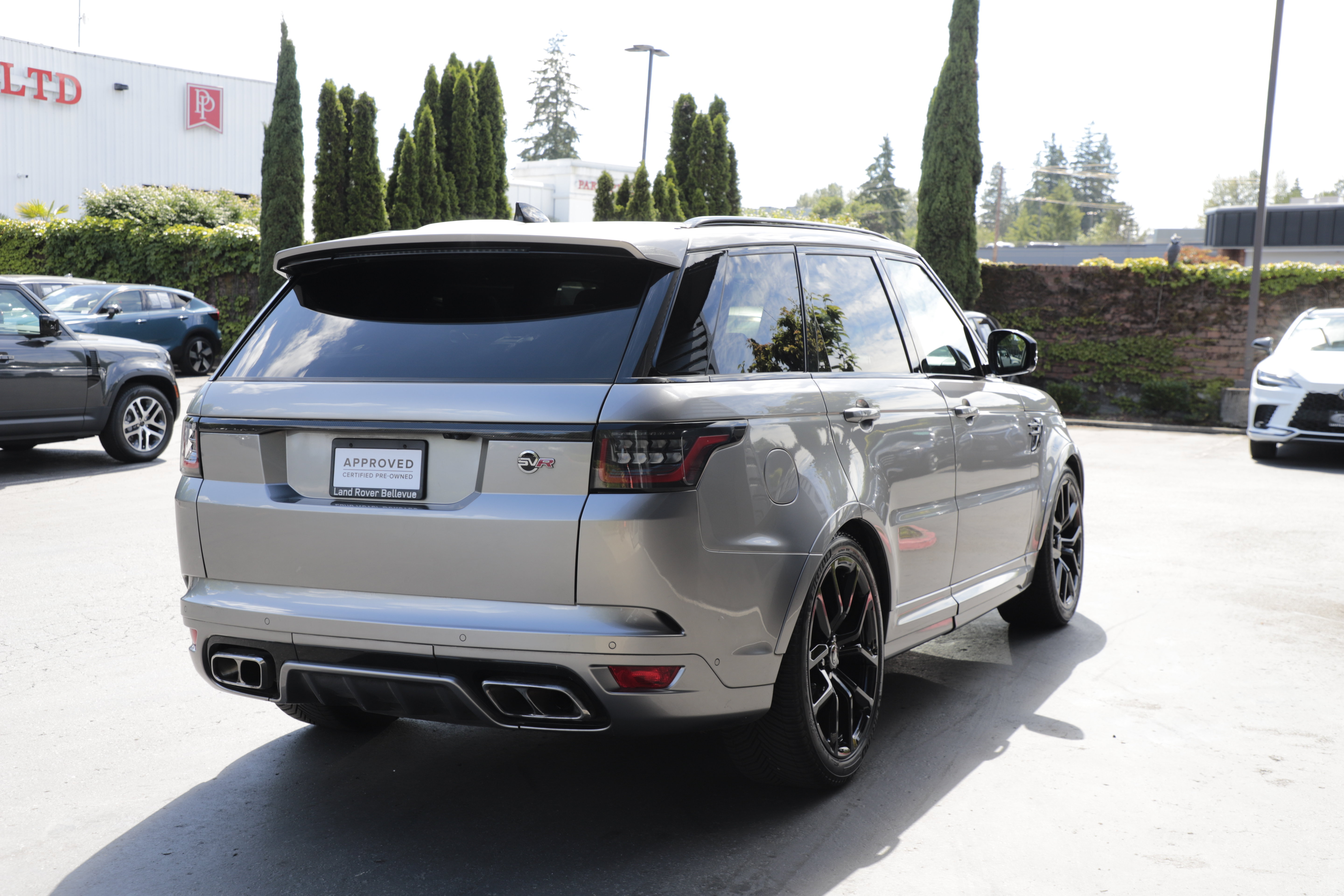 Certified 2022 Land Rover Range Rover Sport SVR AWD/4WD image 10