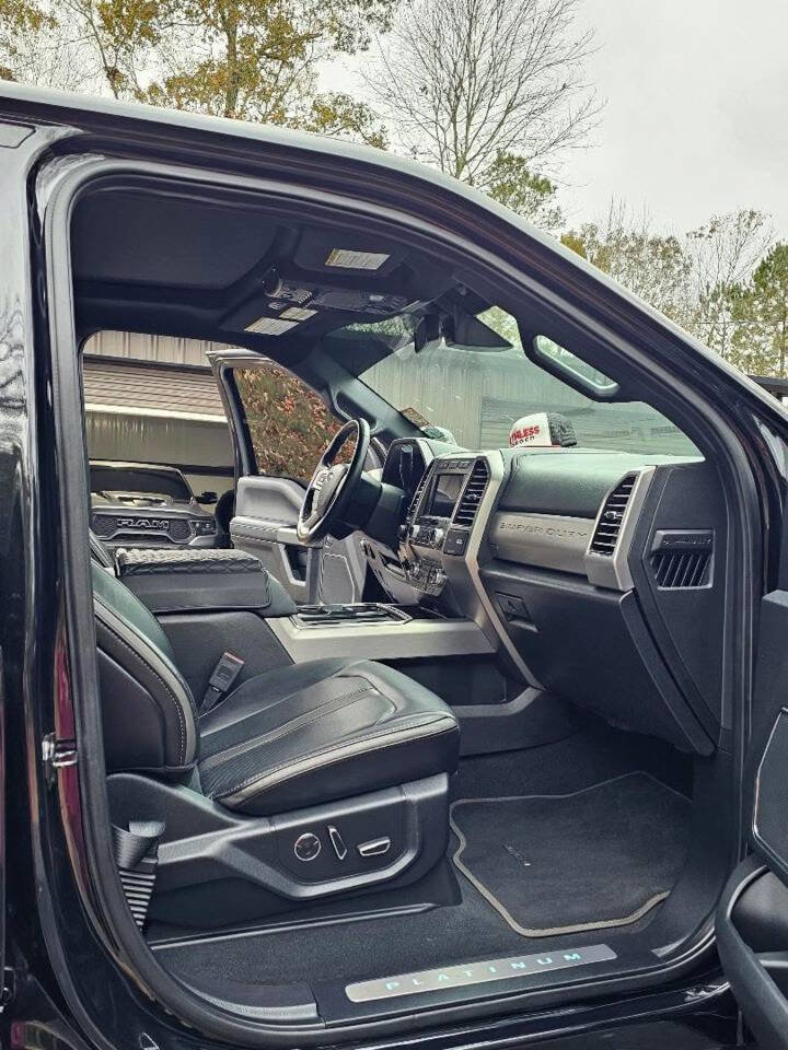 Used 2019 Ford F250 Platinum w/ Platinum Ultimate Package AWD/4WD image 19
