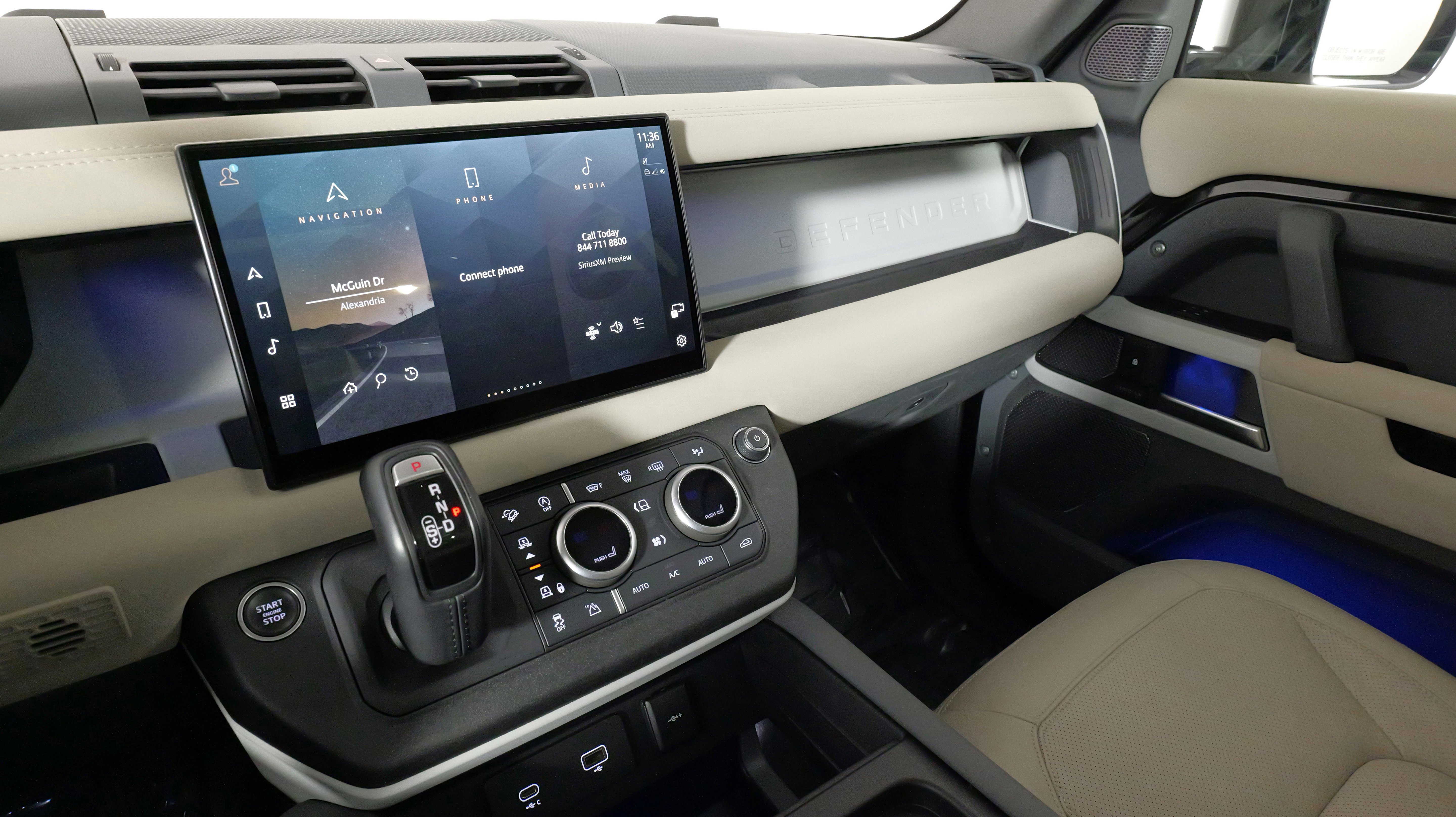 Used 2022 Land Rover Defender 110 SE image 46