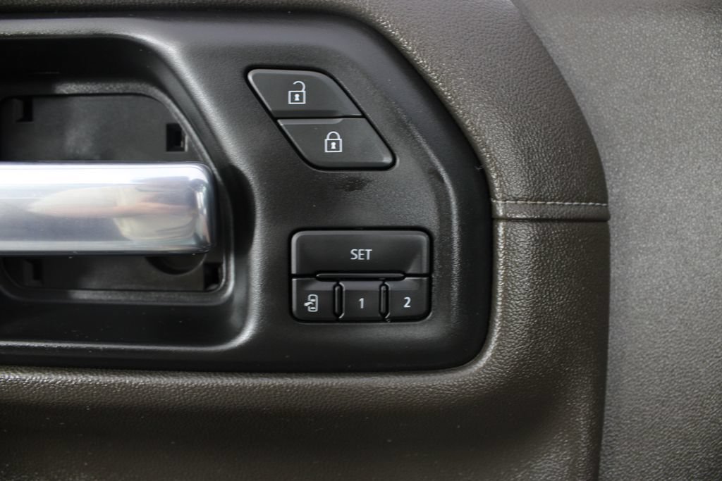 Used 2020 GMC Sierra 1500 SLT w/ SLT Premium Package AWD/4WD image 14