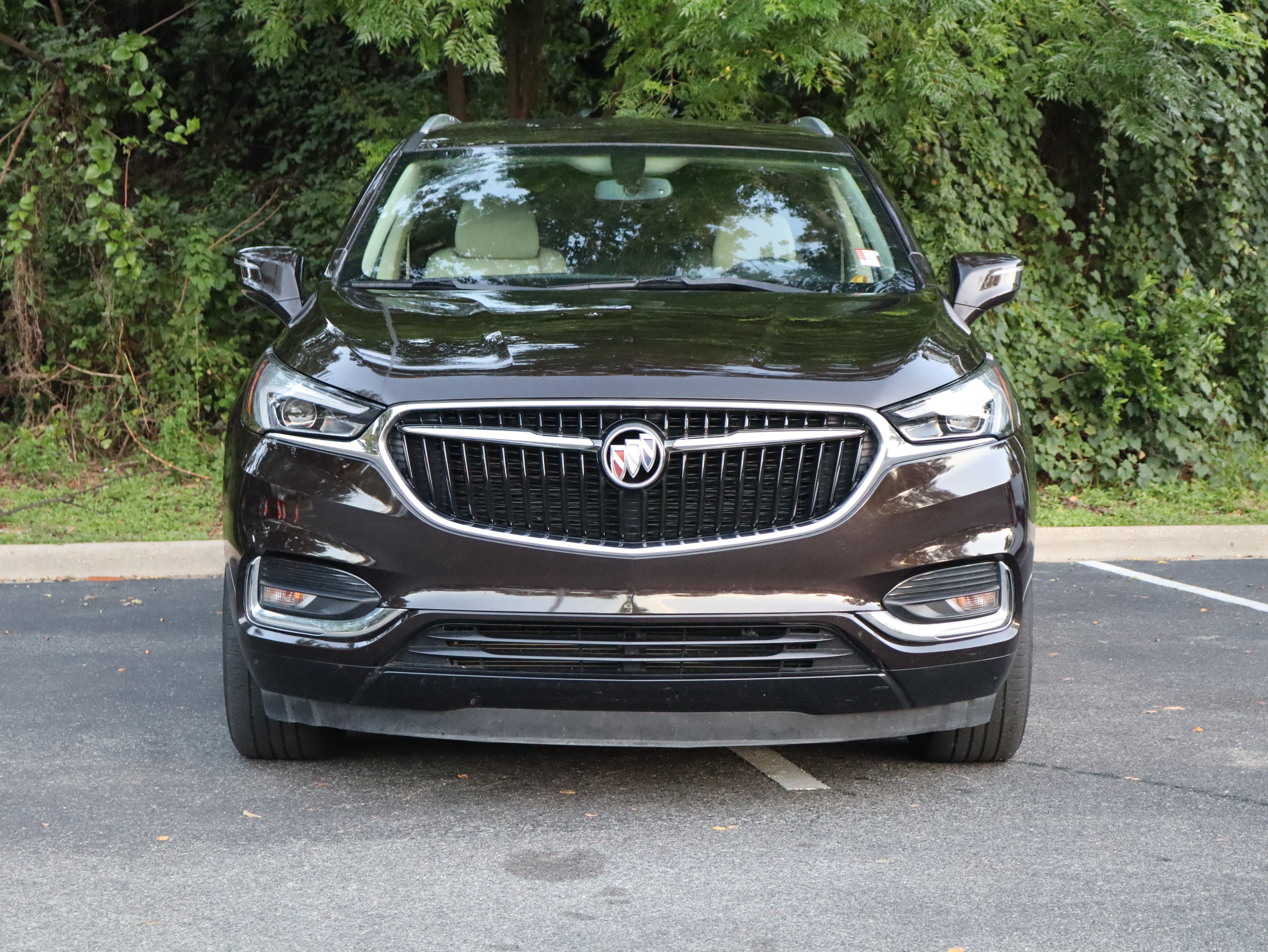 Used 2019 Buick Enclave Essence FWD image 3