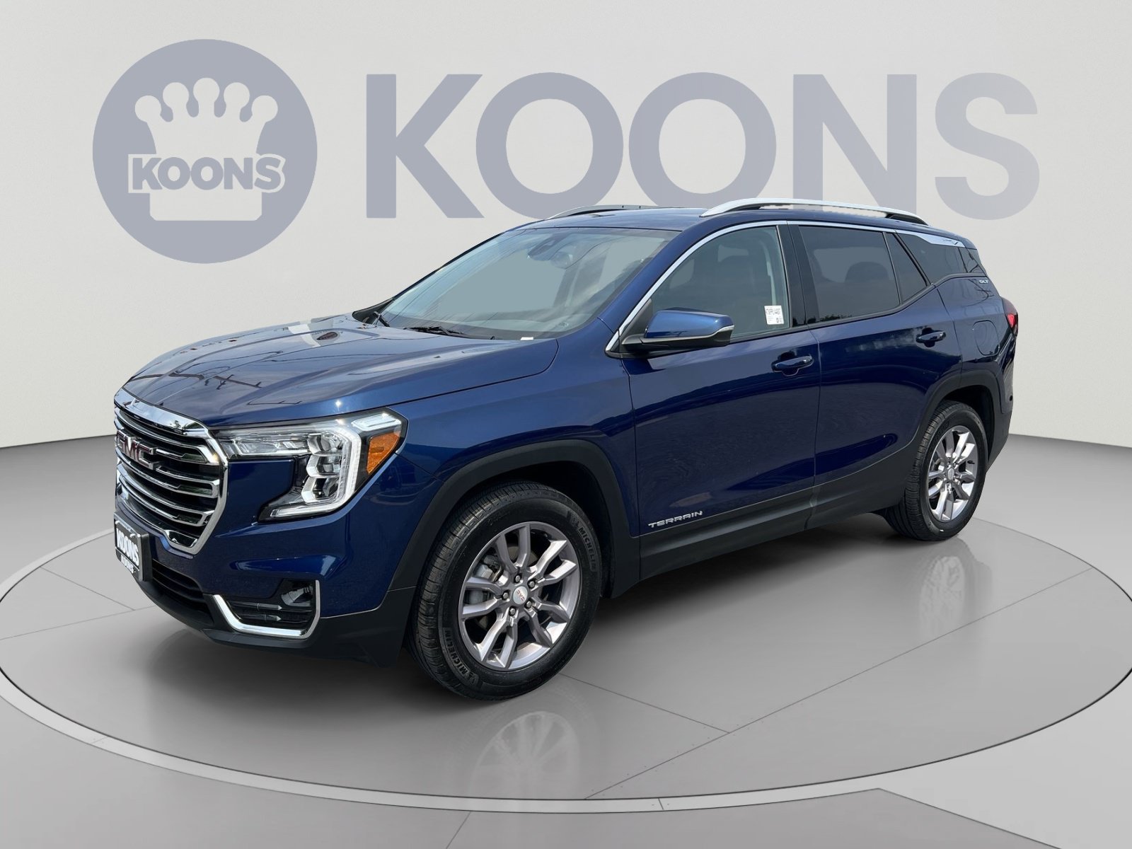 Used 2023 GMC Terrain SLT