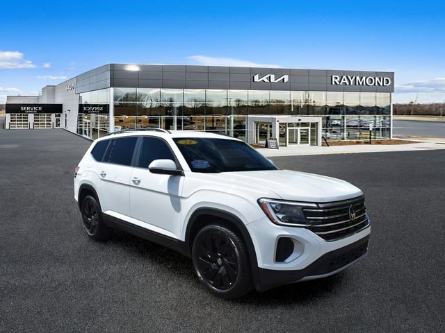 Used 2024 Volkswagen Atlas SE