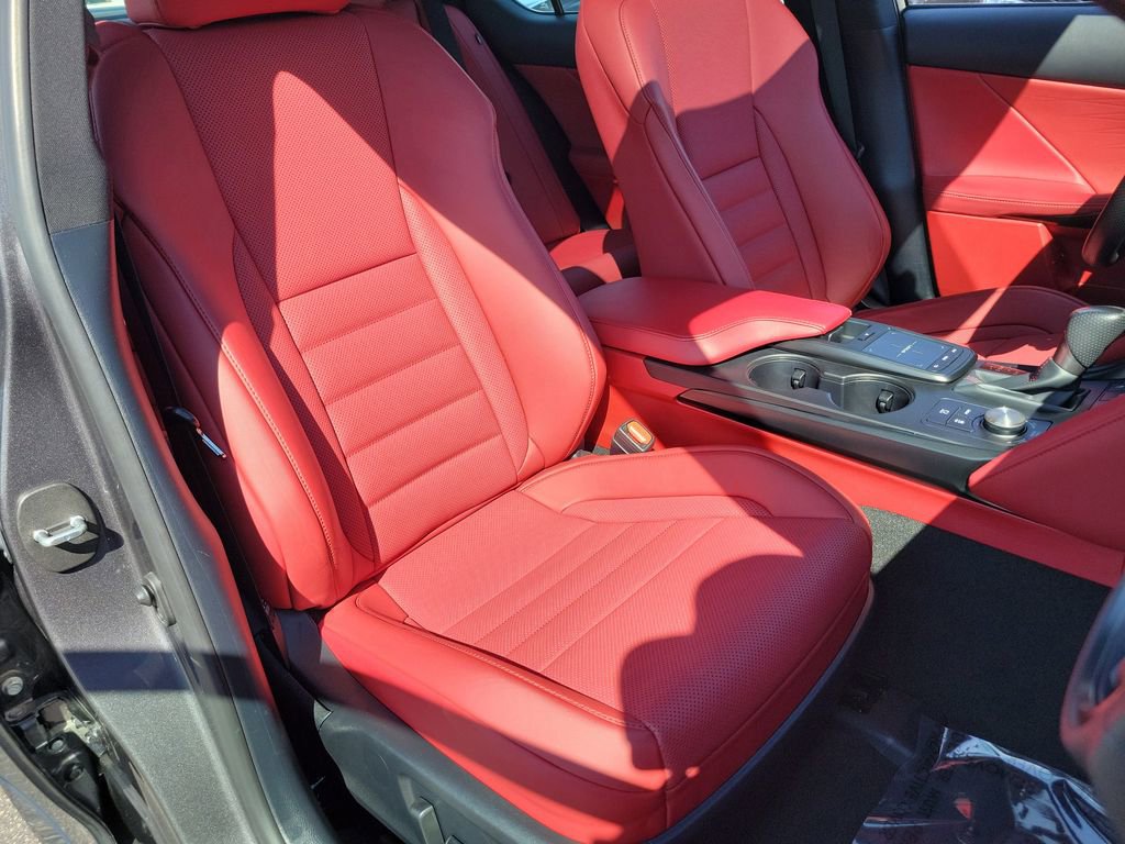Used 2023 Lexus IS 350 F Sport w/ Navigation Package image 21