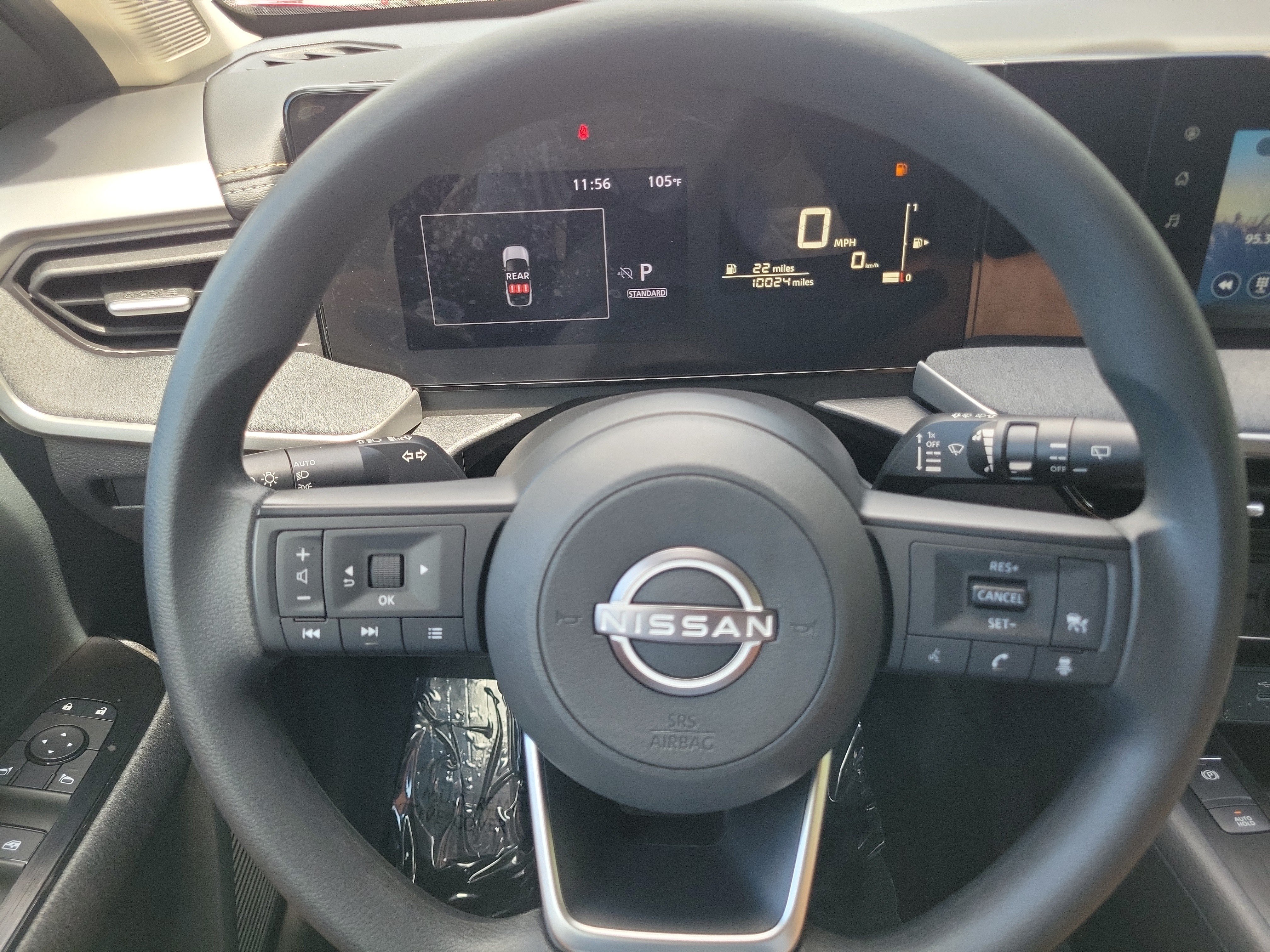 Used 2025 Nissan Kicks SV FWD image 21
