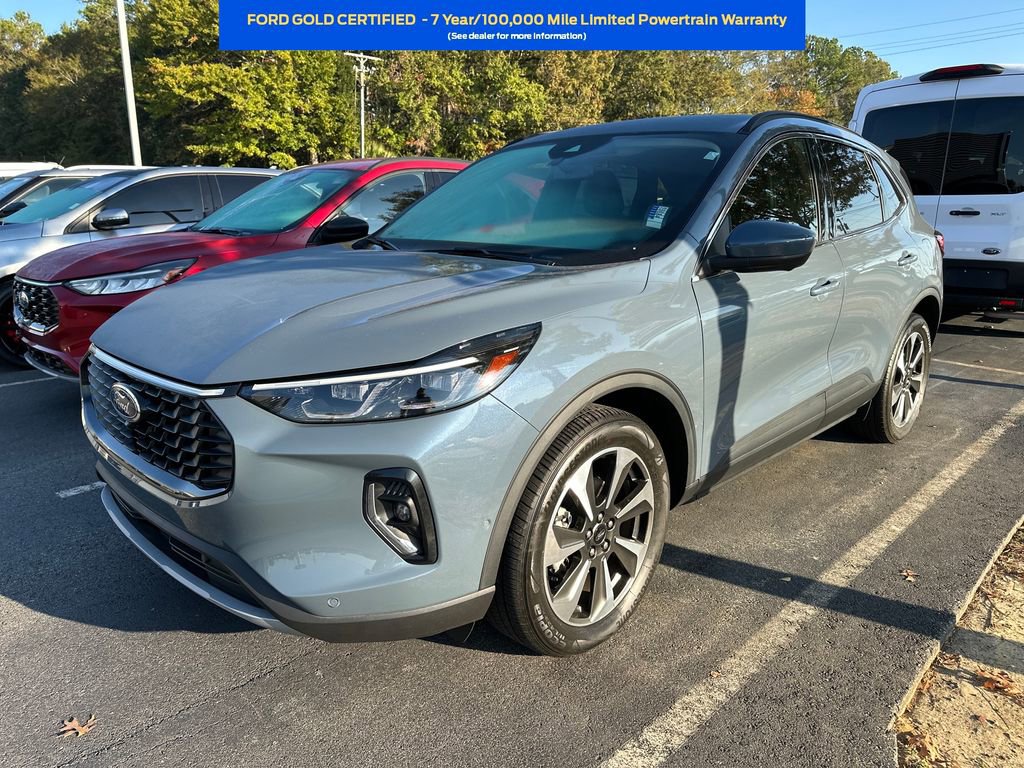 Certified 2023 Ford Escape Platinum w/ Premium Technology Package image 1