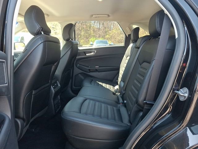Used 2019 Ford Edge SEL w/ Equipment Group 201A AWD/4WD image 14