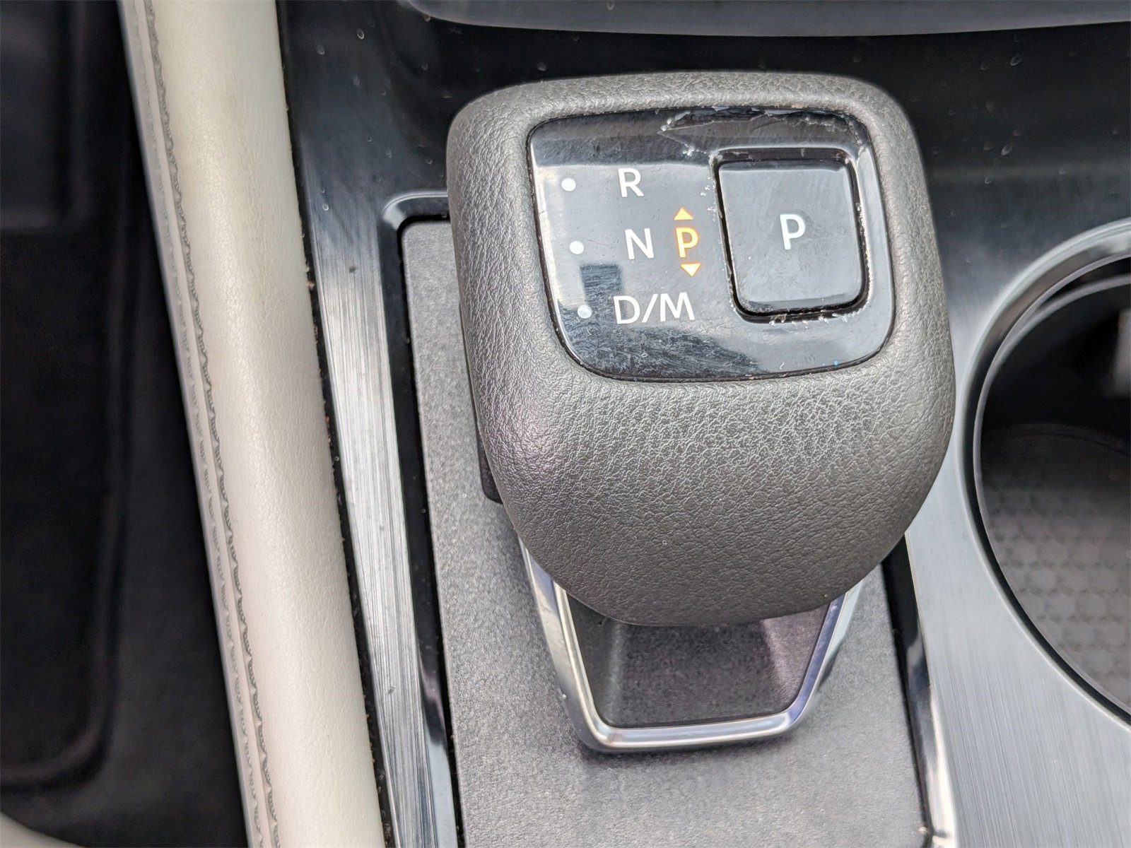 Used 2022 Nissan Rogue SL image 25