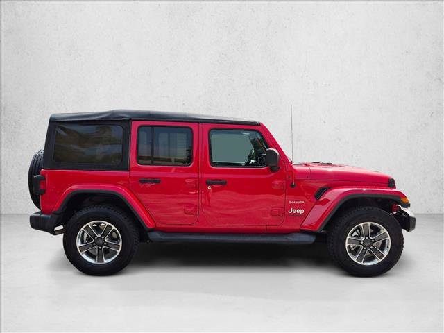 Used 2019 Jeep Wrangler Unlimited Sahara AWD/4WD image 4