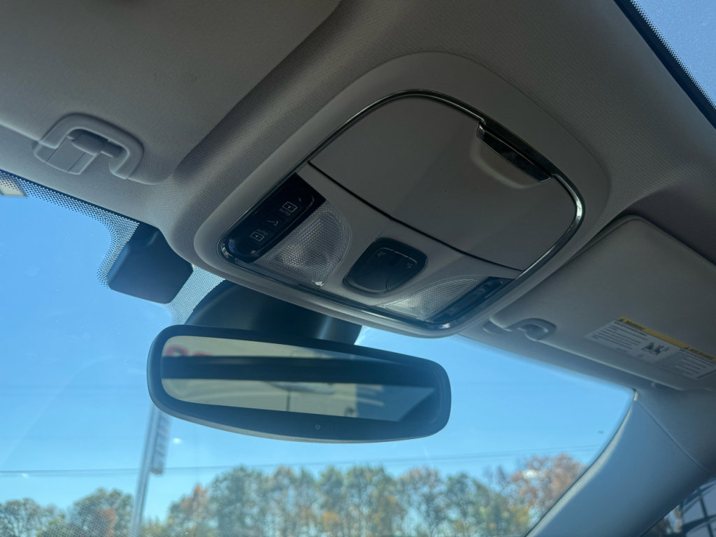 Used 2021 Jeep Cherokee Limited image 20