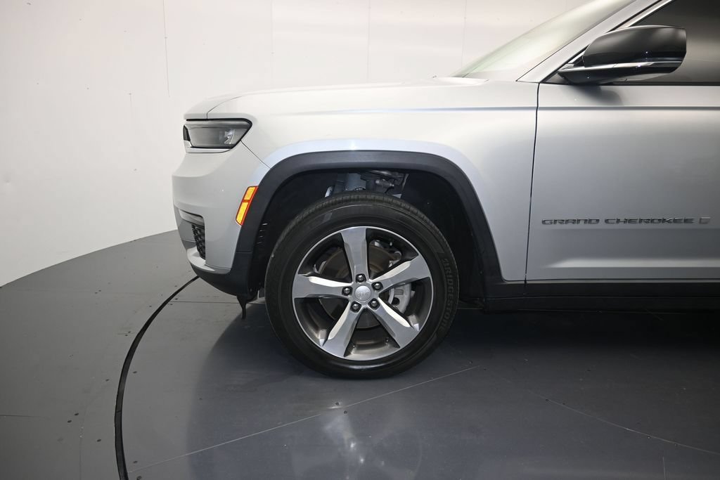 Used 2021 Jeep Grand Cherokee L Limited RWD image 9