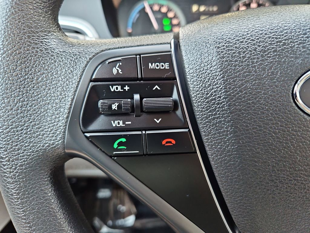 Used 2016 Hyundai Sonata SE image 11