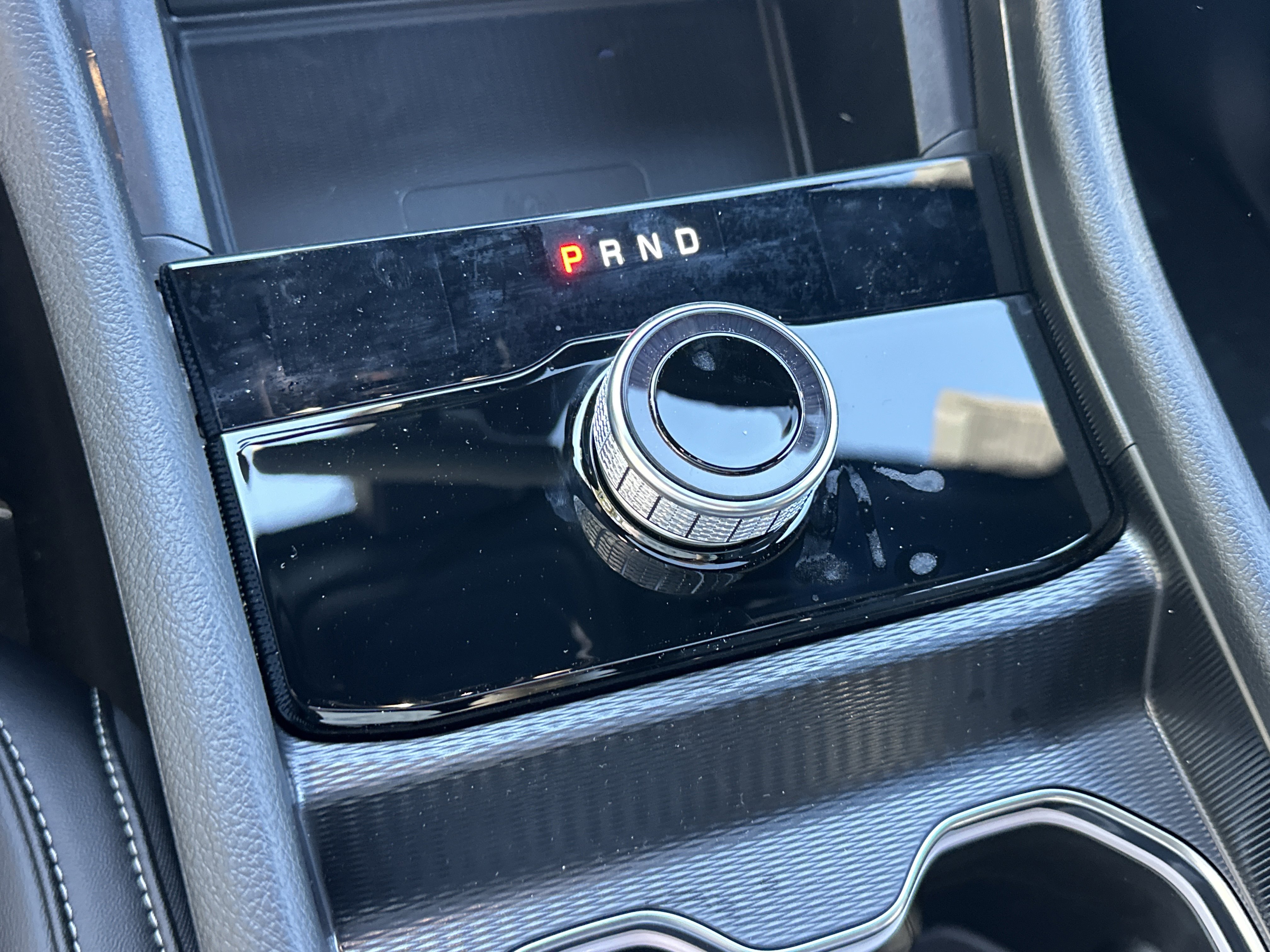 New 2025 Jeep Grand Cherokee Altitude image 4