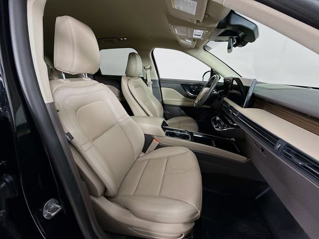 Used 2023 Lincoln Corsair Reserve w/ Equipment Group 201A image 27