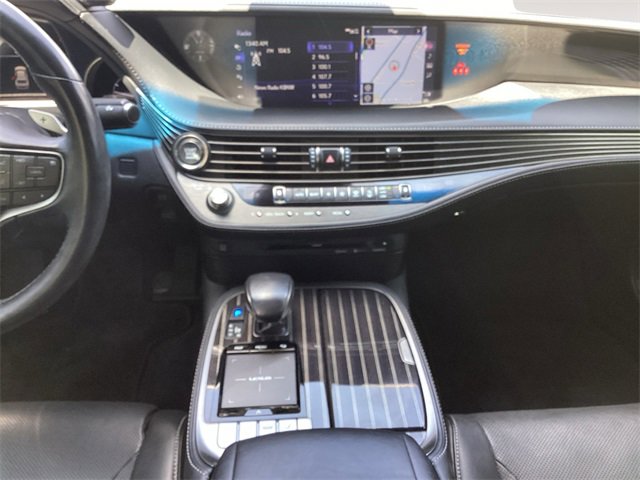 Used 2019 Lexus LS 500 AWD w/ Accessory Package (Z2) image 11