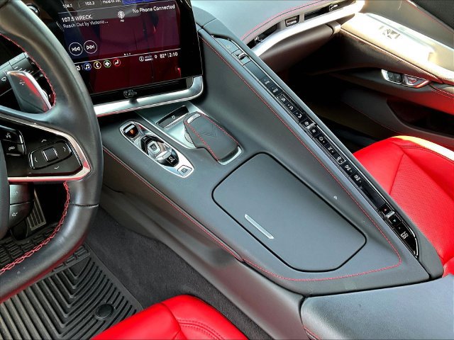 Used 2021 Chevrolet Corvette Stingray Convertible w/ Z51 Performance Package RWD image 18