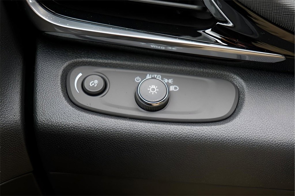 New 2026 Buick Envista Sport Touring w/ Convenience I Package image 18