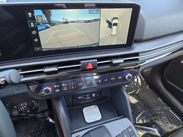New 2026 Kia Sportage SX FWD image 7