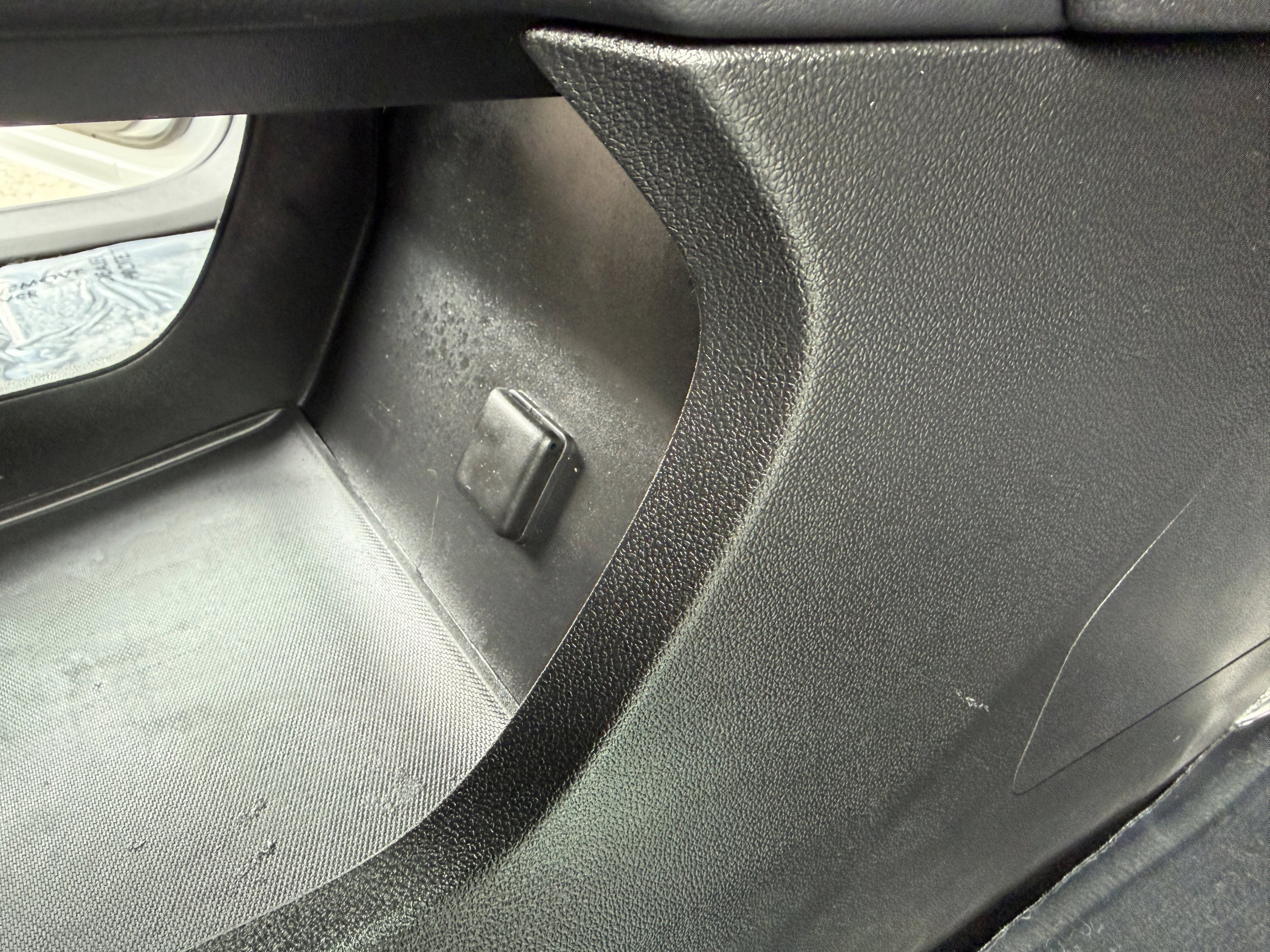 Used 2025 GMC Acadia Elevation image 25