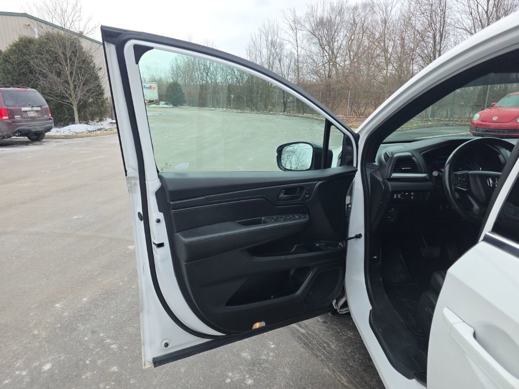 Used 2023 Honda Odyssey Sport image 13