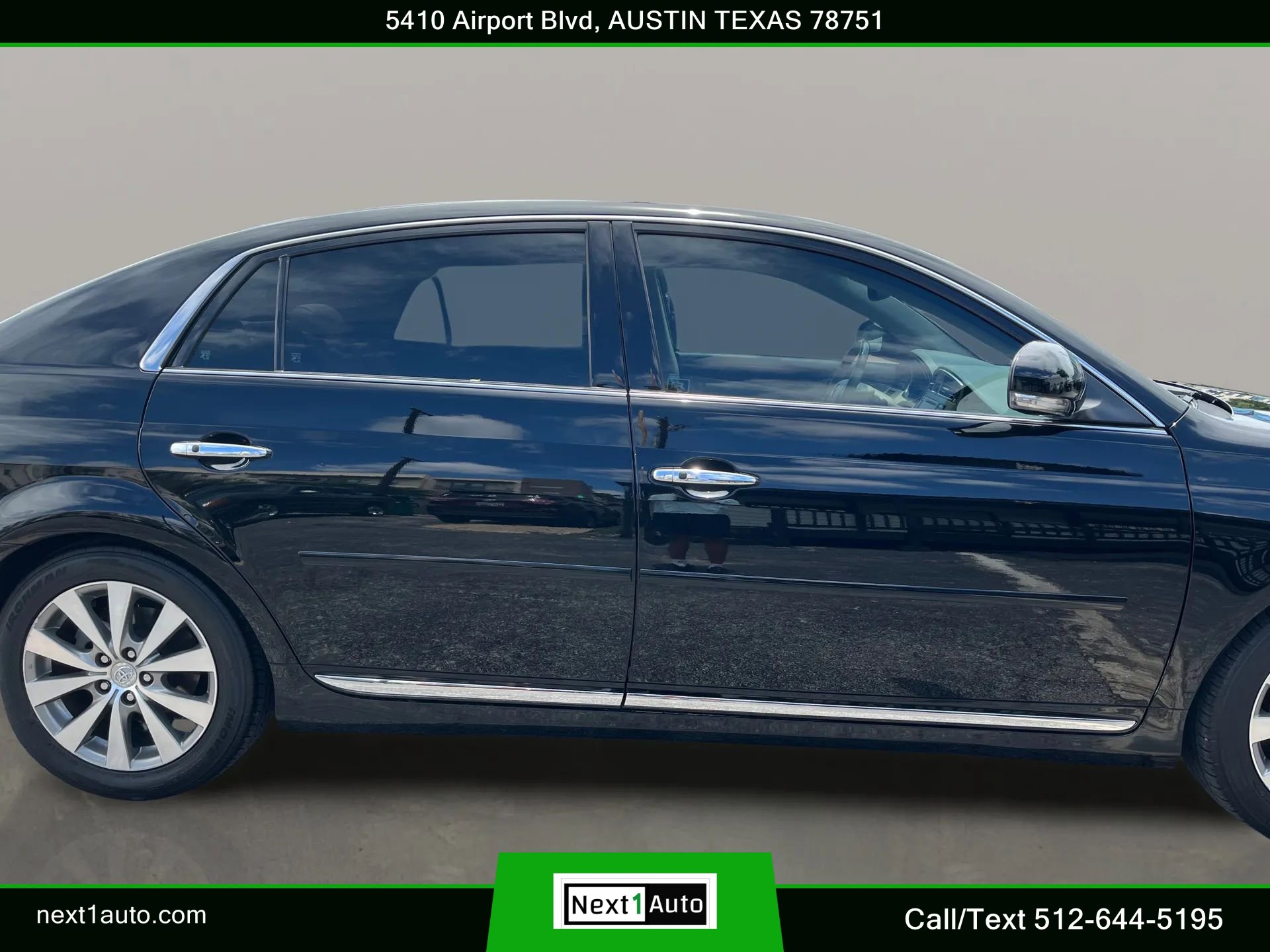 Used 2011 Toyota Avalon Limited FWD image 6