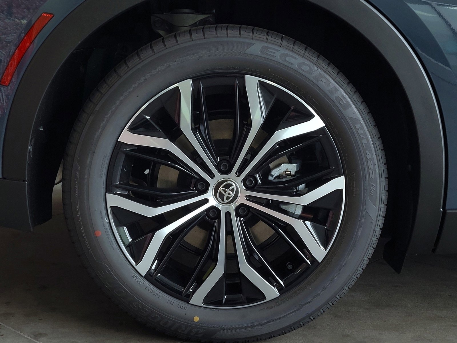 New 2026 Toyota Crown Limited image 4