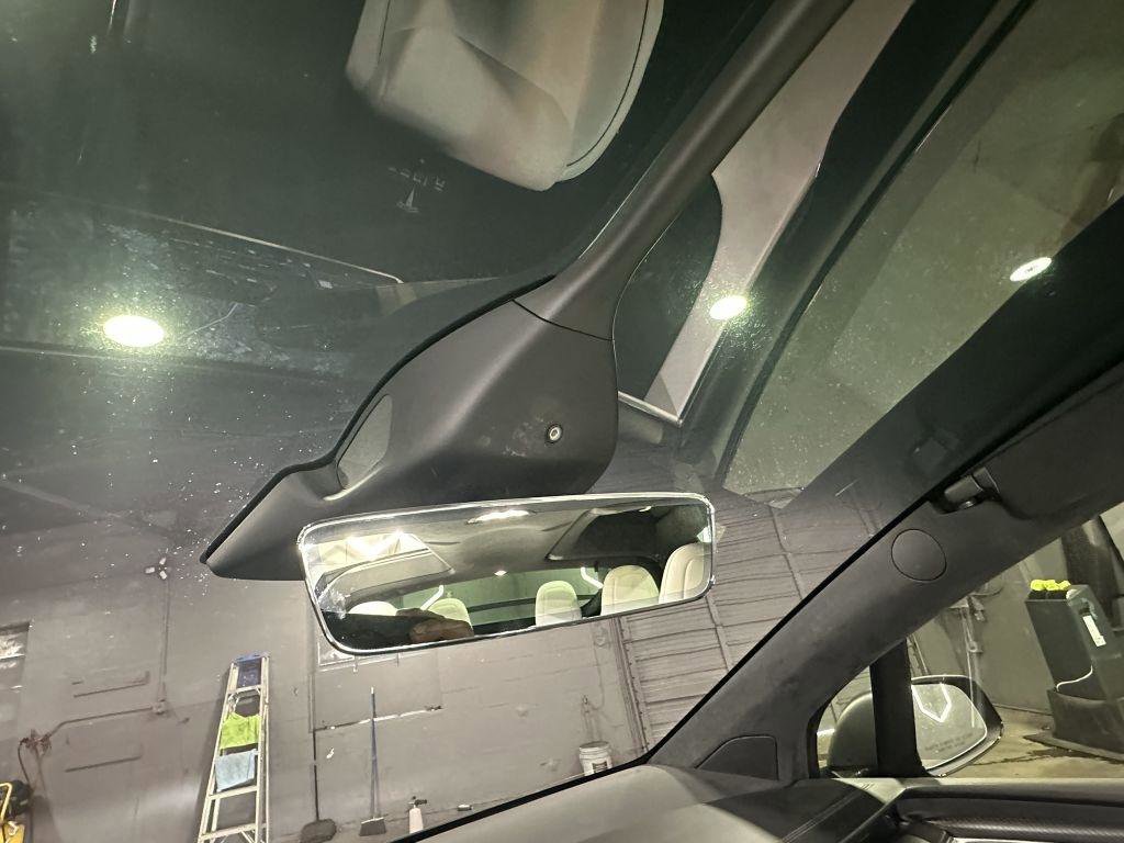 Used 2023 Tesla Model X Plaid image 17