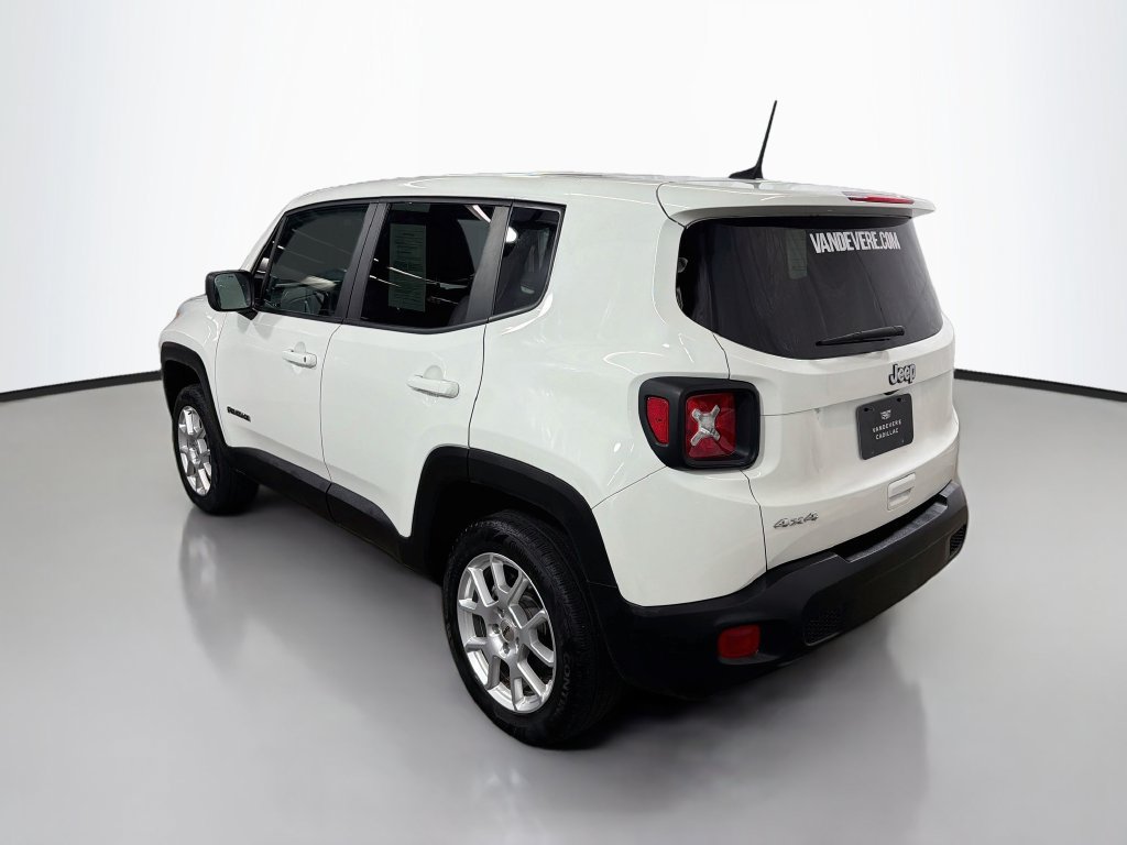 Used 2023 Jeep Renegade Latitude AWD/4WD image 7