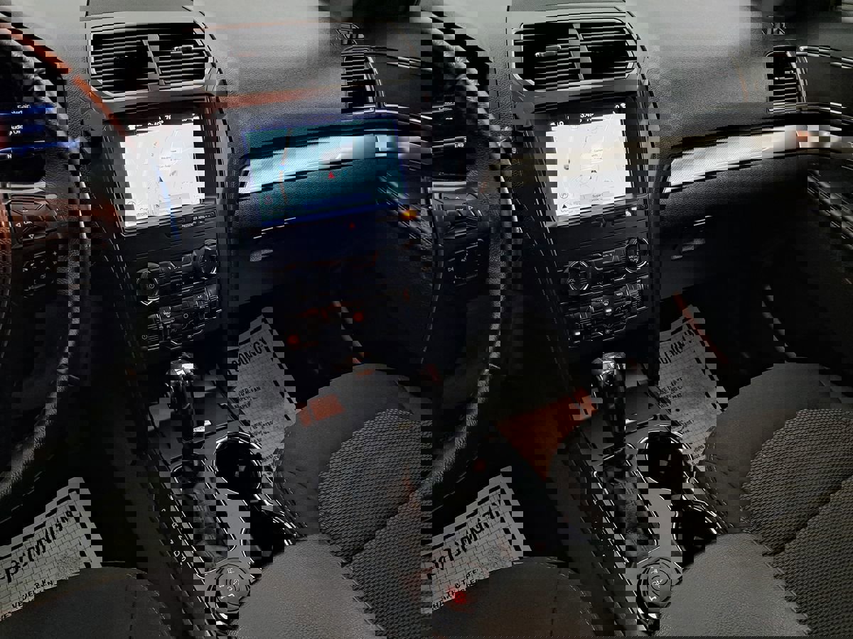 Used 2019 Ford Explorer XLT w/ Equipment Group 201A image 20