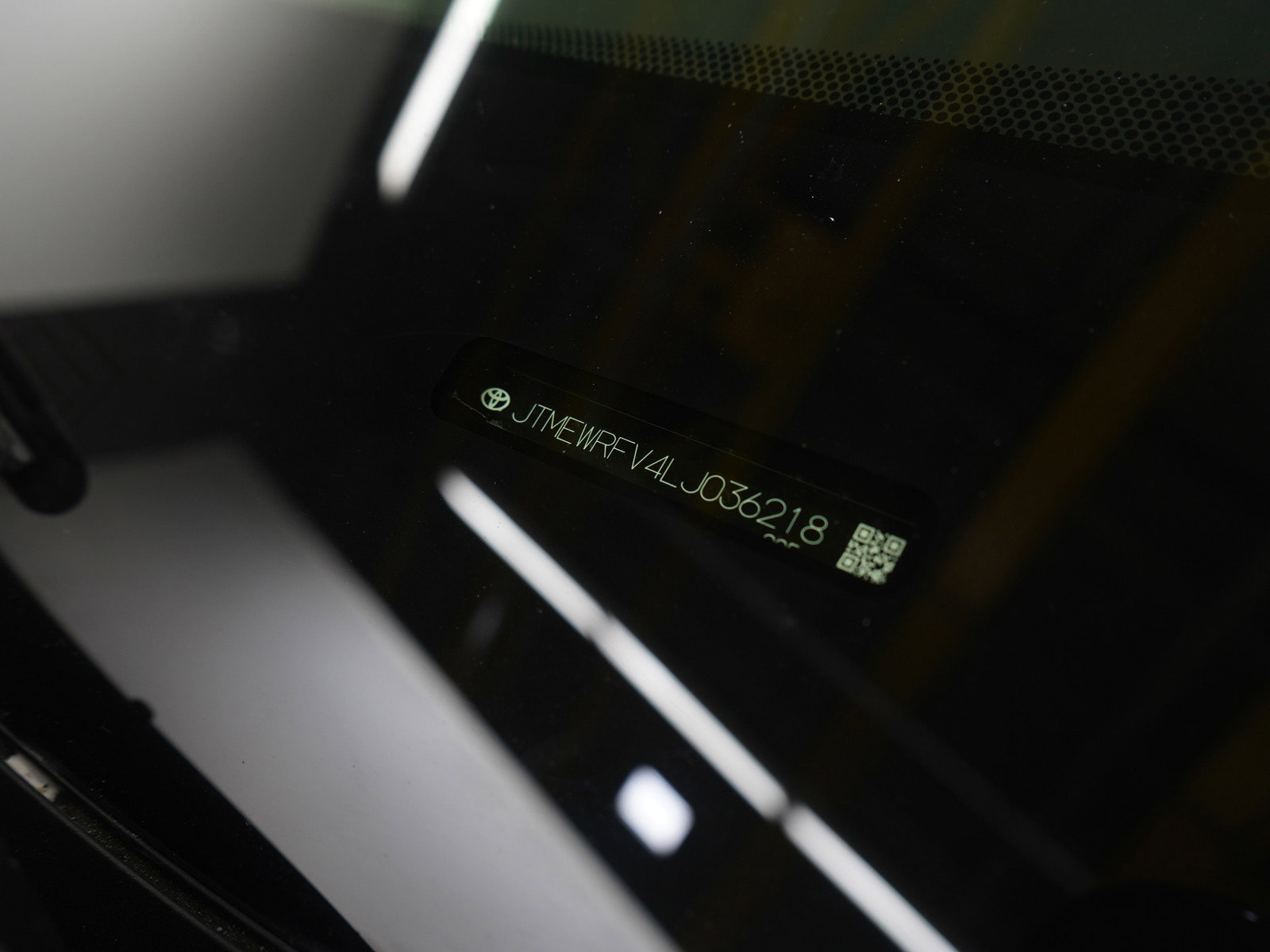 Used 2020 Toyota RAV4 XSE w/ XSE Grade Weather Package image 32