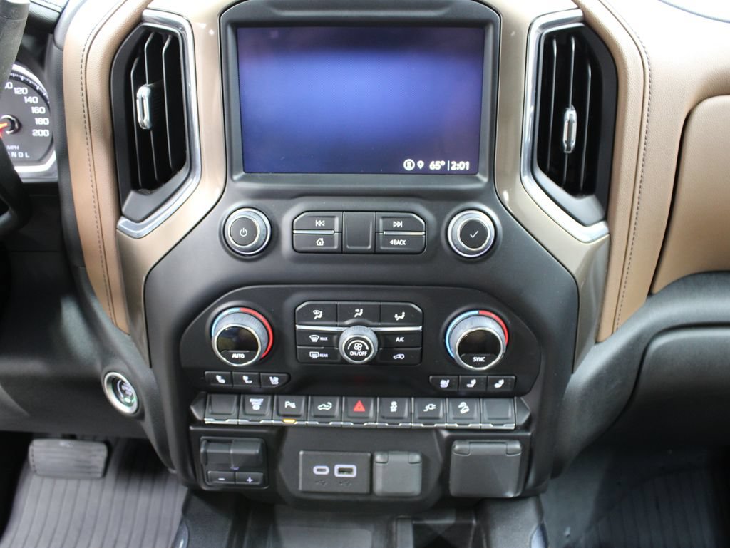 Used 2023 Chevrolet Silverado 2500 High Country AWD/4WD image 16