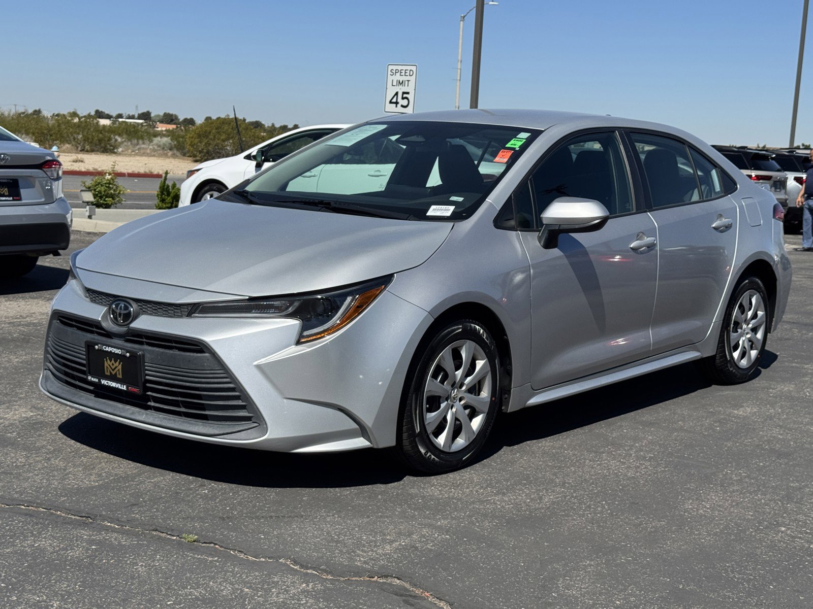 Used 2023 Toyota Corolla LE FWD image 3