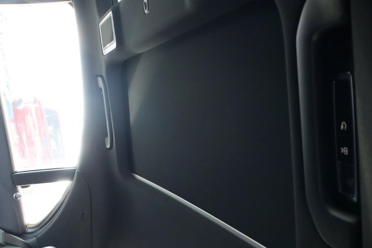 Used 2015 Mercedes-Benz S 550 4MATIC Sedan image 36