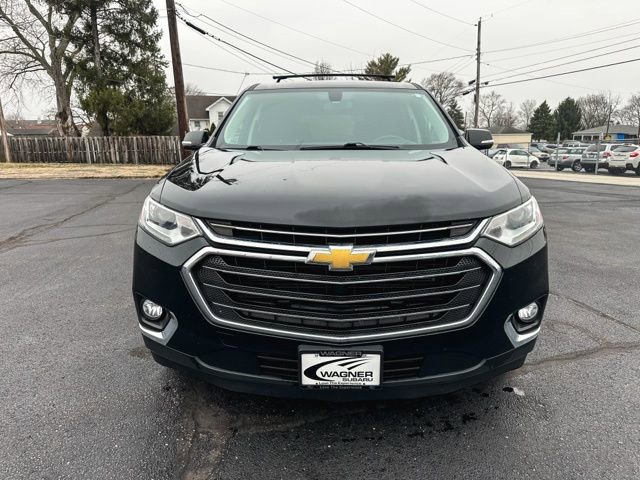 Used 2018 Chevrolet Traverse LT image 2