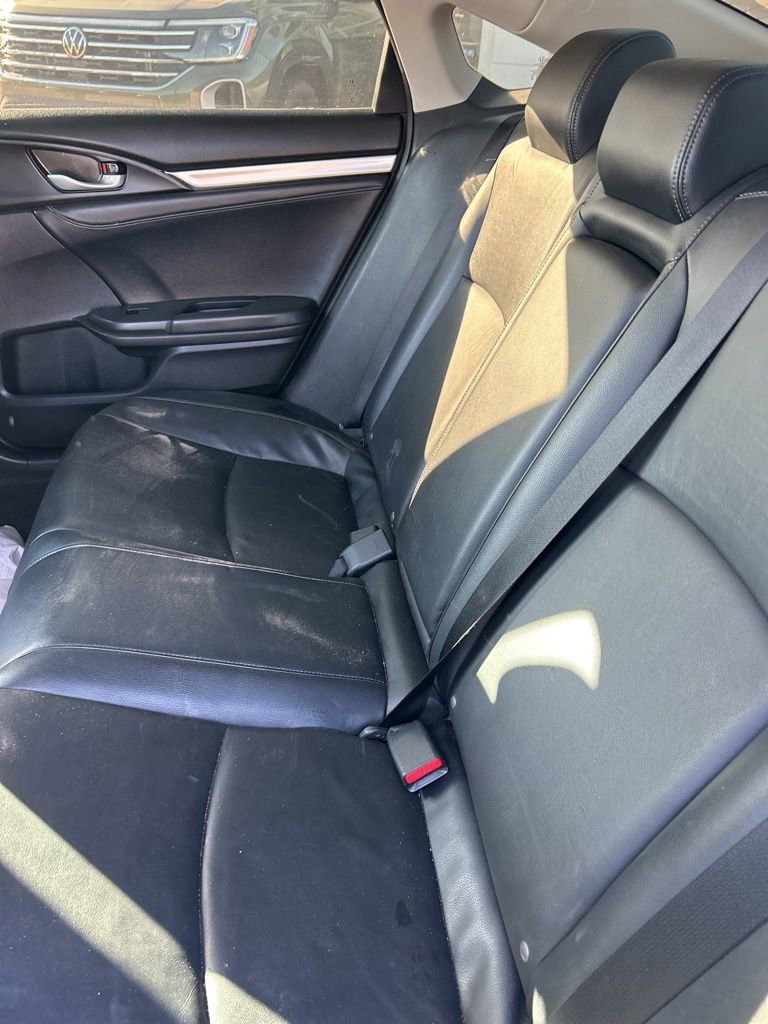 Used 2020 Honda Civic Touring image 12