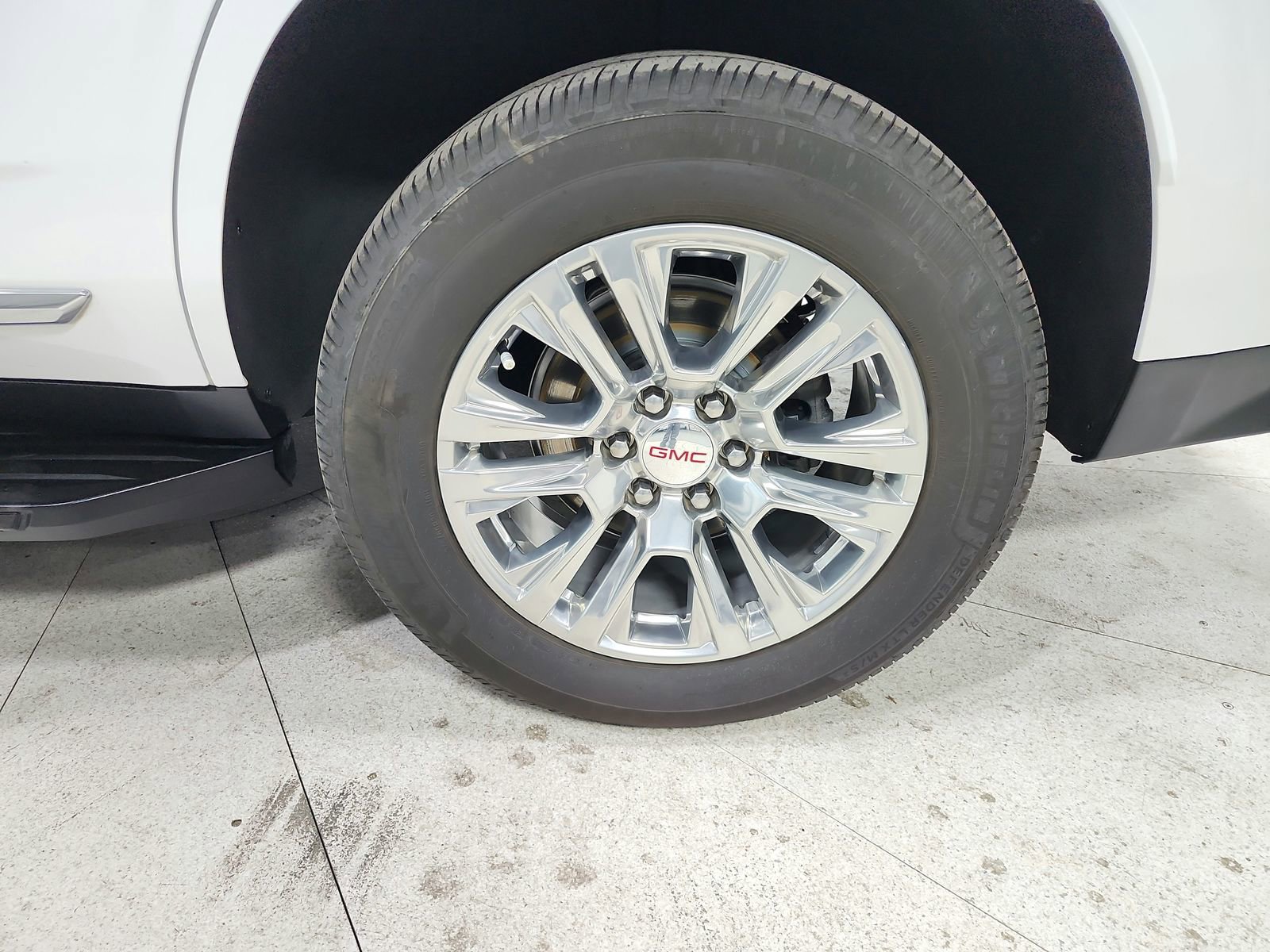 Used 2023 GMC Yukon Denali image 49