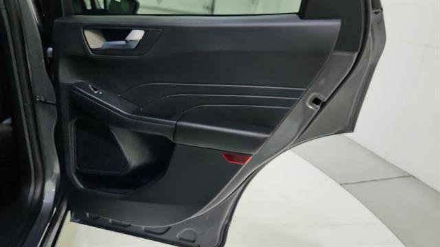 Used 2025 Ford Escape ST-Line image 27