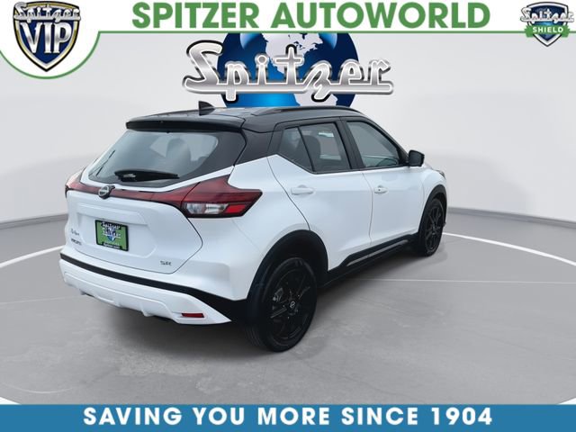 Used 2023 Nissan Kicks SR image 9