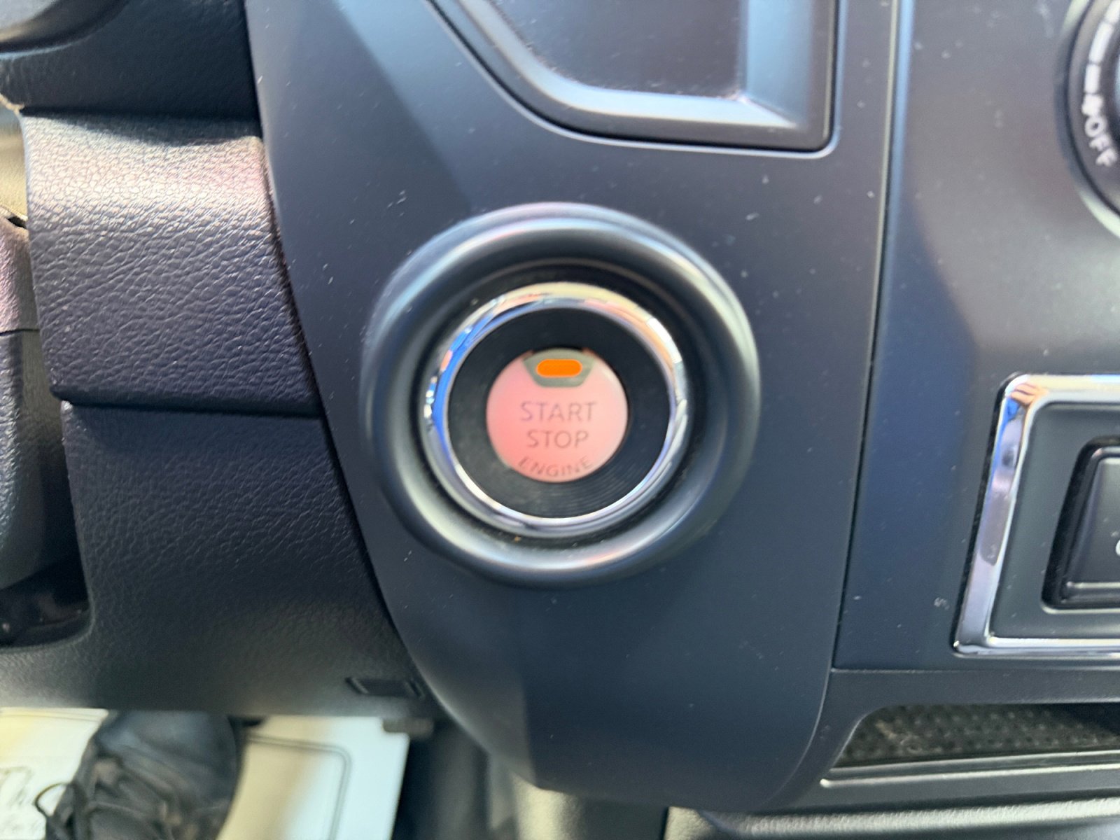Used 2022 Nissan Titan SV w/ Accessory Utility Package RWD image 21