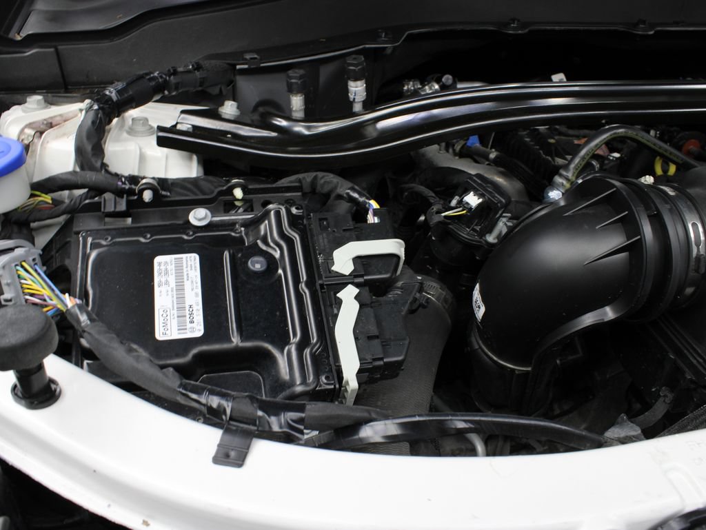 Used 2023 Ford Explorer ST-Line AWD/4WD image 32