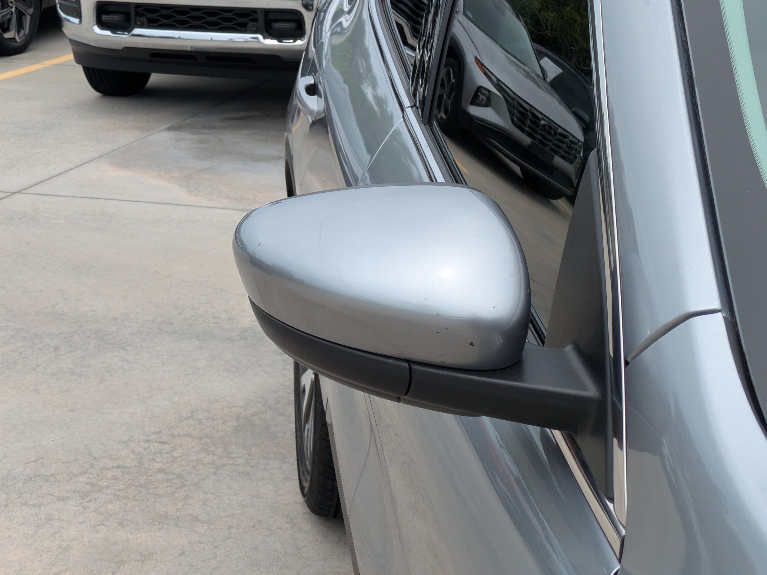 Used 2021 Ford Escape Titanium FWD image 8