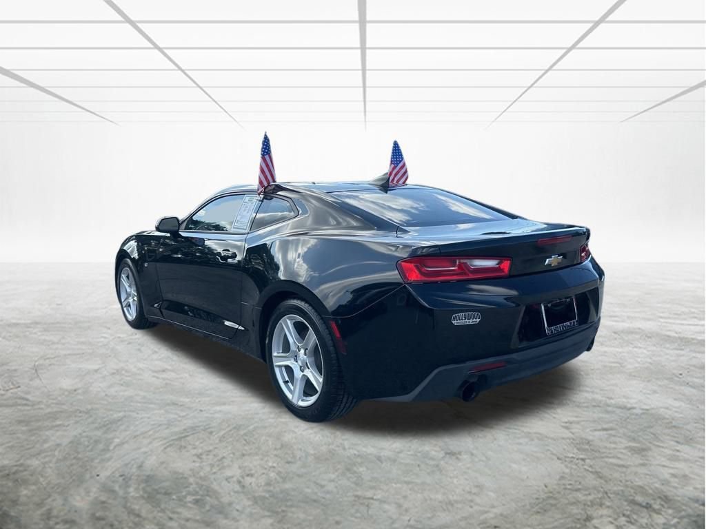 Used 2018 Chevrolet Camaro LT image 6