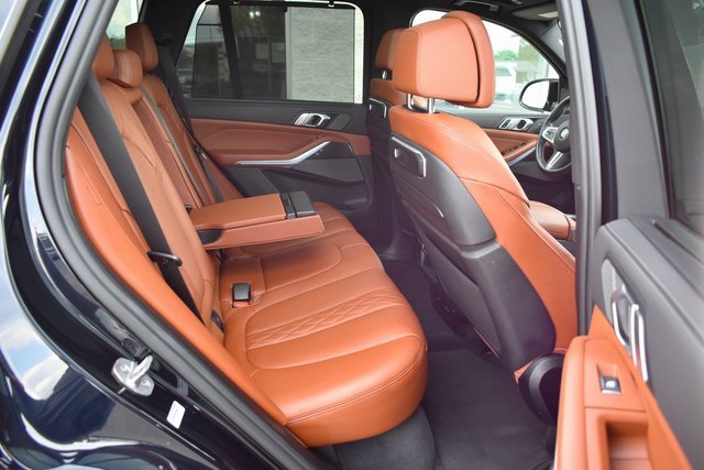 Used 2024 BMW X5 M60i image 47