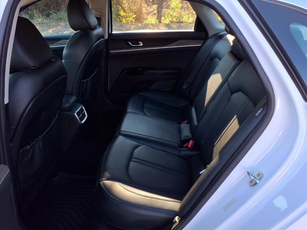 Used 2022 Kia K5 EX w/ EX Premium Package image 10