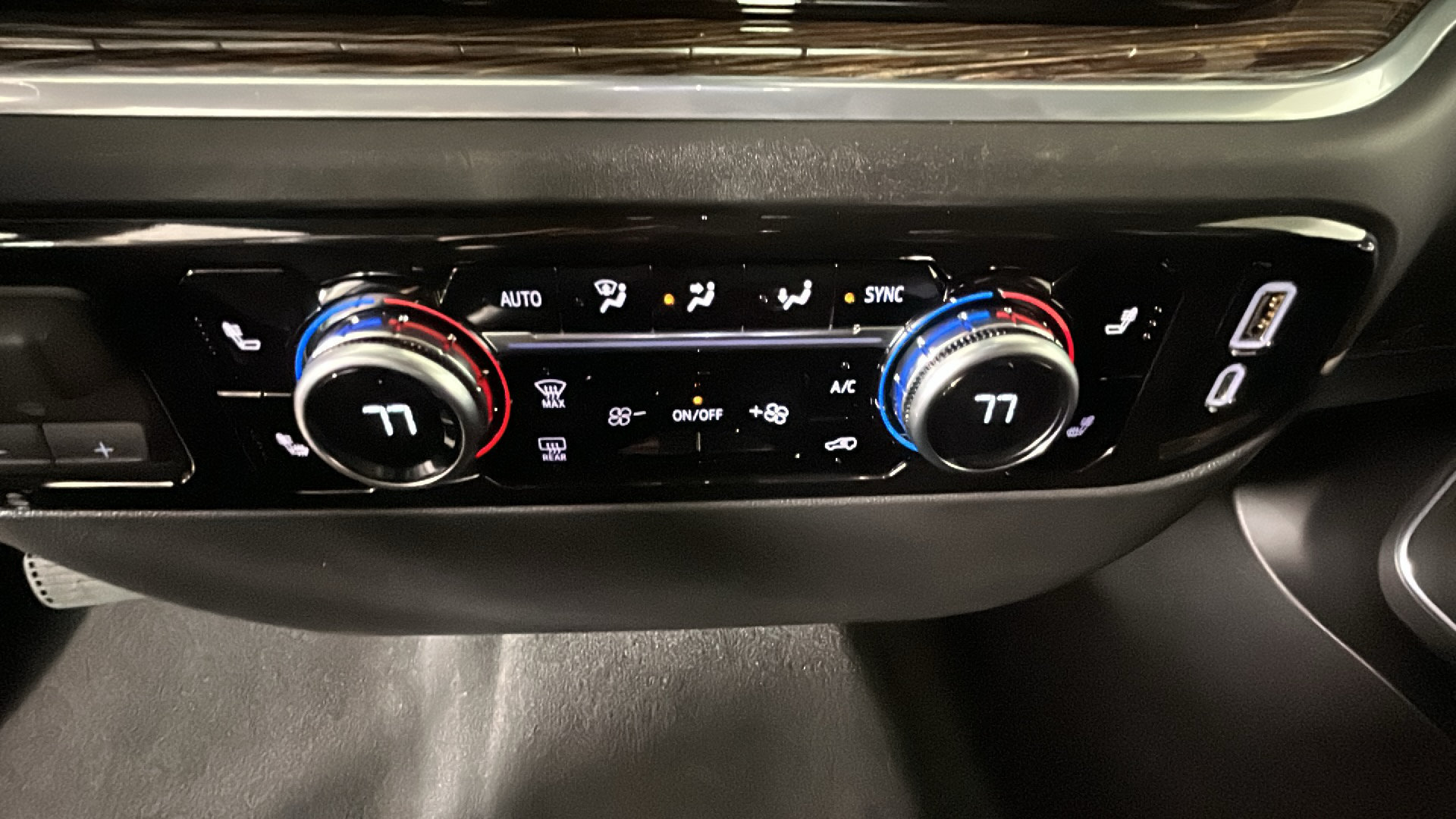 New 2026 GMC Sierra 1500 SLE AWD/4WD image 26